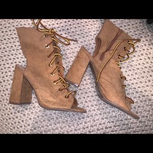 Forever 21 Open Toe and Heels 👠